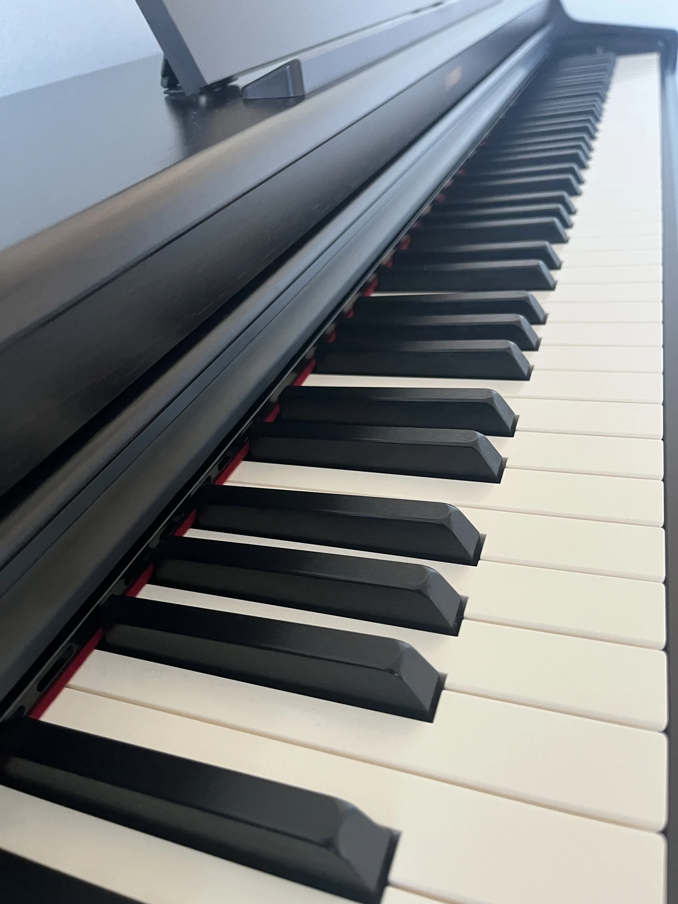 Piano keyboard